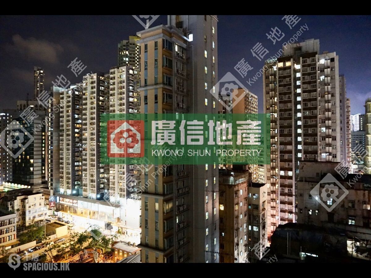 Mong Kok - Tai Fung House 01