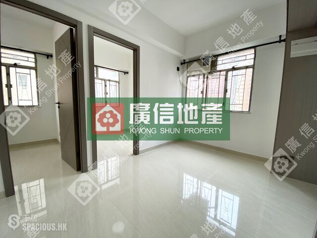 Mong Kok - Parkland House 01