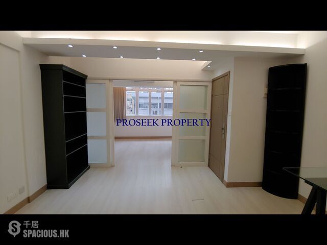 Sai Ying Pun - 14, Third Street 01