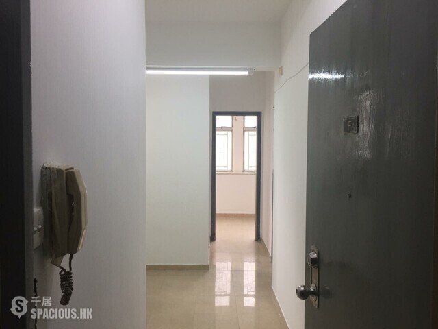 Tuen Mun - Kar Wah Building 01