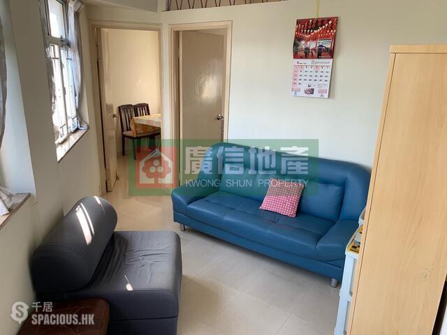 Mong Kok - Tsui Yuen Mansion 01