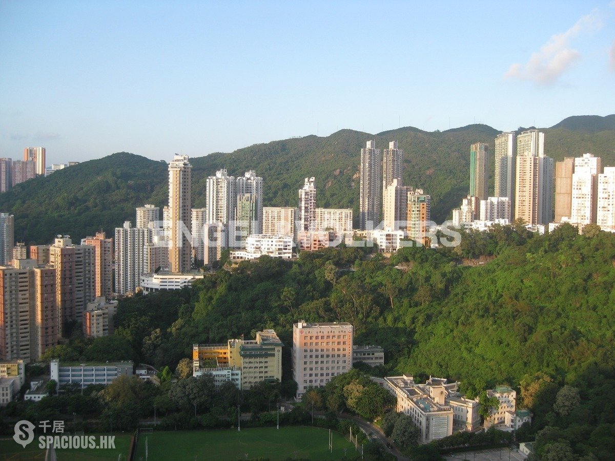 Happy Valley - Beverly Hill 01