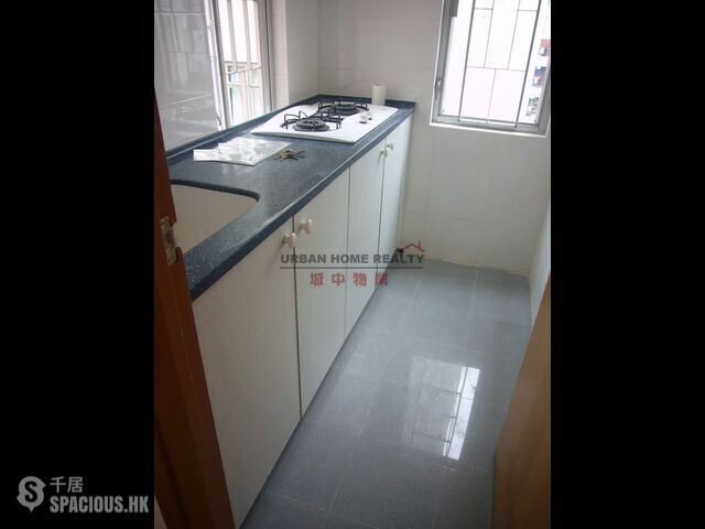 Sai Wan Ho - Melody Court 01