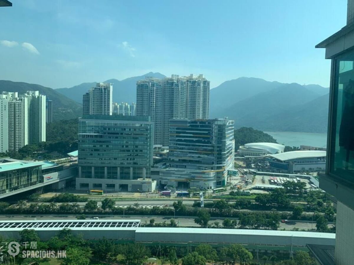 Tung Chung - Seaview Crescent 01