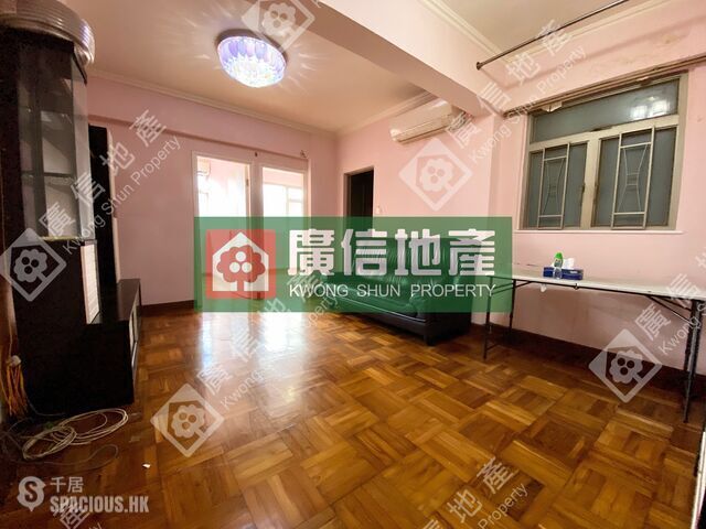 Mong Kok - Wai Kee House 01