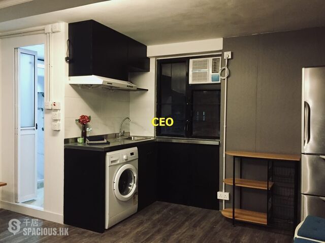 Central - 12, Staveley Street 01