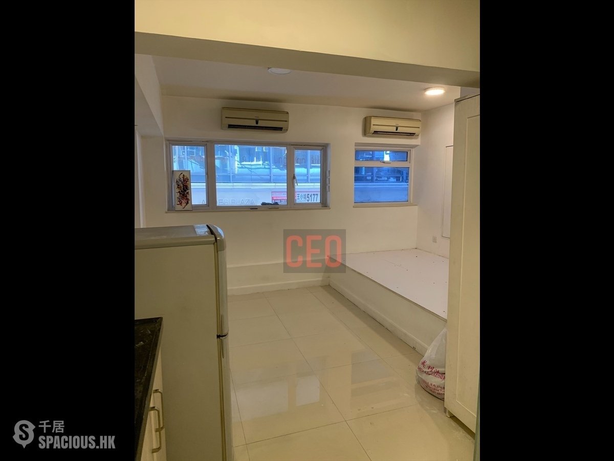 Sai Ying Pun - 406-412, Queen's Road West 01