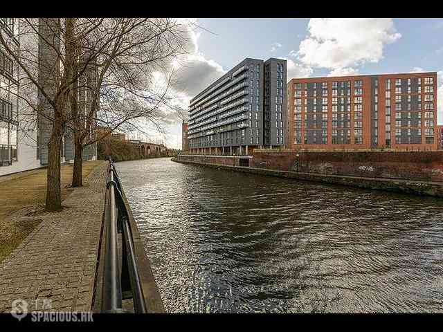 Greater Manchester - The Riverside 01