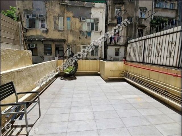Sai Ying Pun - 36-38, Centre Street 01