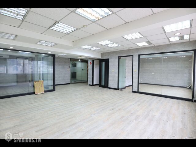 Zhongshan - No. XX, Section 1, Minsheng East Road, Zhongshan District, Taipei City, Taiwan 10491 01