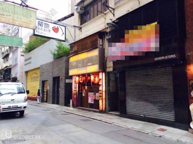 Central - 46, Gage Street 01