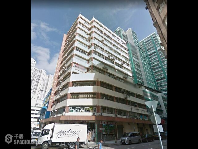 Chai Wan - Cheung Wei Industrial Building 01