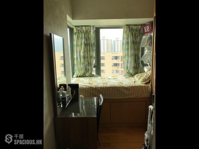 Kwai Chung - Horizon Place 01