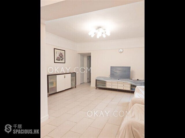 Ho Man Tin - Yee Yuen Mansion 01