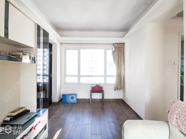 Wan Chai - King Dao Building 01