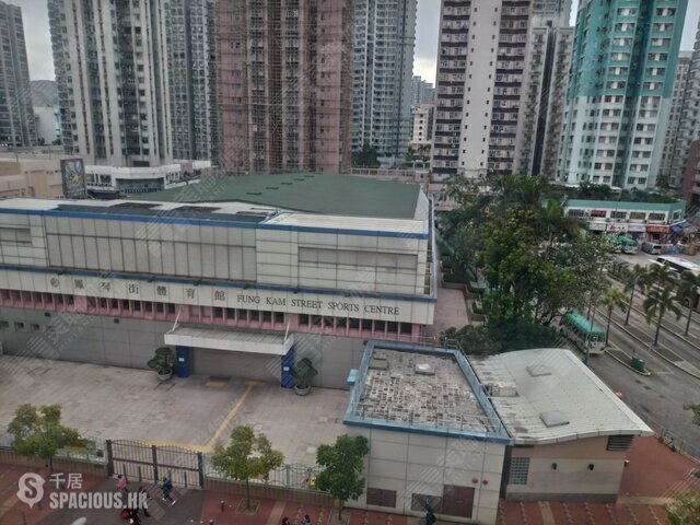 Yuen Long - Yik Fat Building 01