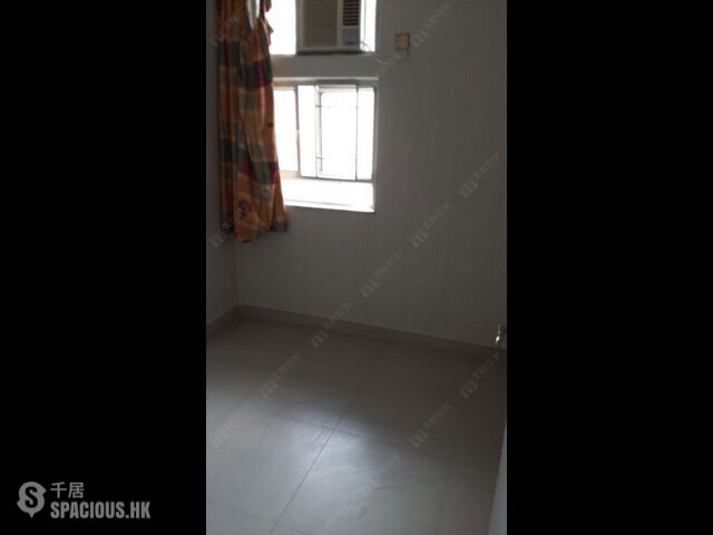 Ma On Shan - Kam Ying Court 01