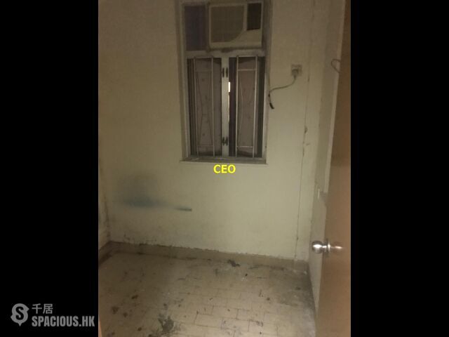 Sai Ying Pun - 290, Des Voeux Road West 01