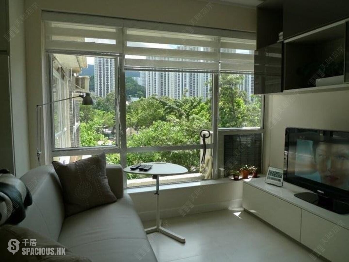 Sai Wan Ho - Lei King Wan Sites A Block 4 Kwun Fung Mansion 01