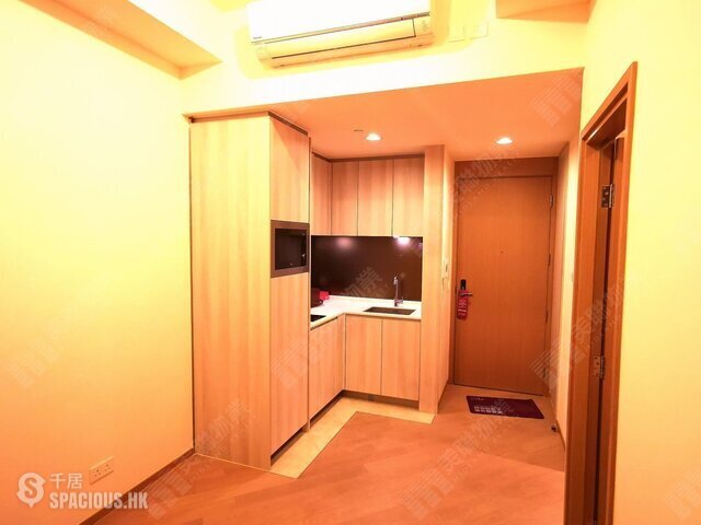 Tuen Mun - Eight Regency 01