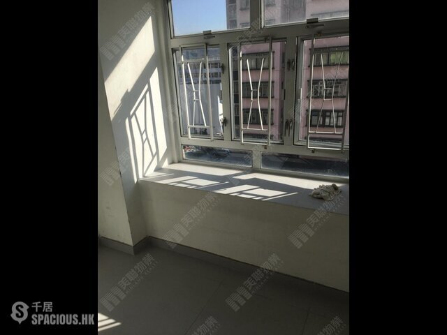 Yuen Long - Ho Shun Yee Building 01