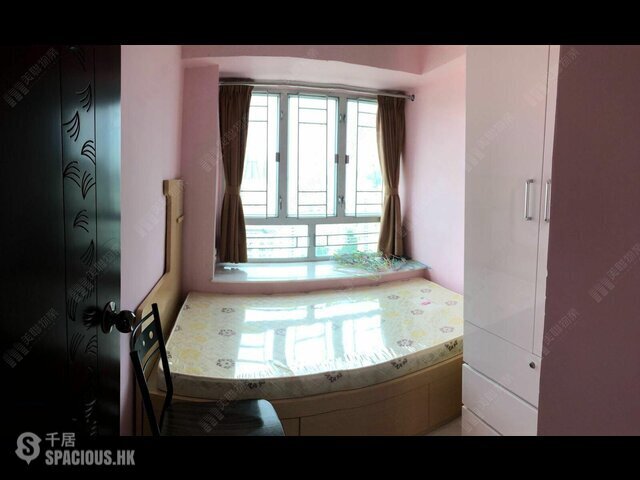 Tuen Mun - Goodview Garden 01