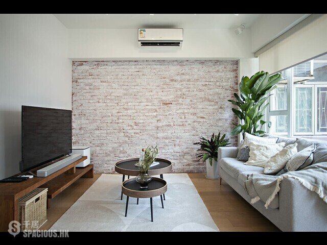 Sheung Wan - Yick Fung Building 01