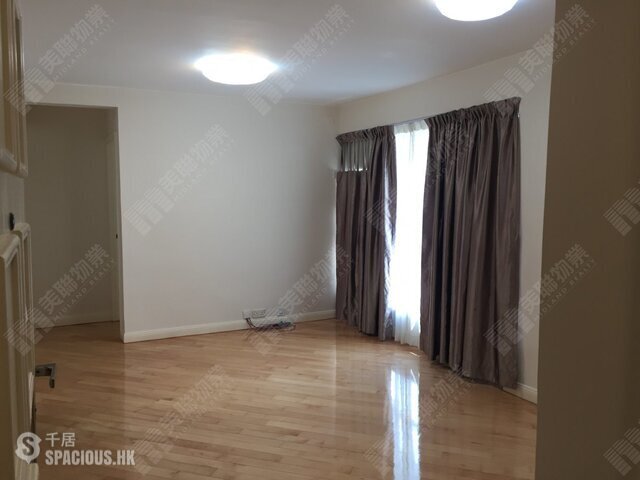 Sai Wan Ho - Lei King Wan Sites A Block 1 Kwun Hoi Mansion 01