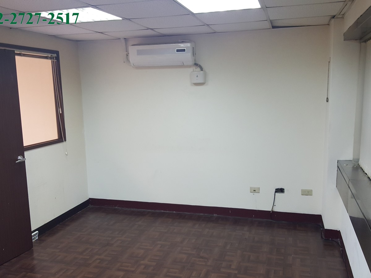 松山區 - 105台灣台北市松山區基隆路一段XX號 01
