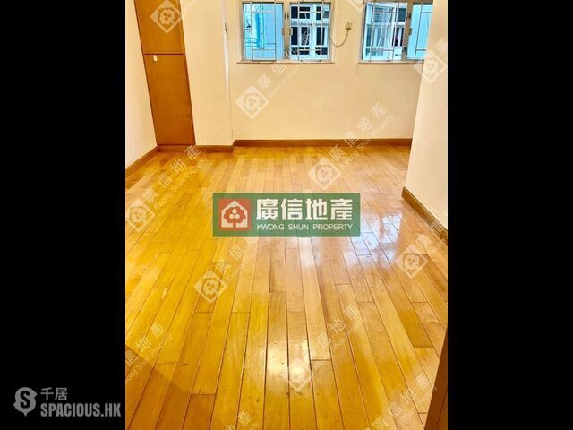 Prince Edward - Man Hing House 01