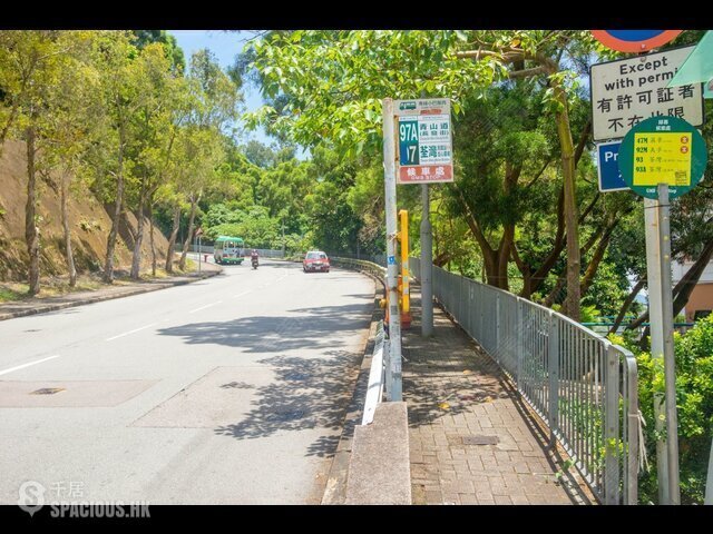 Kwai Chung - Wah Yuen Chuen 01