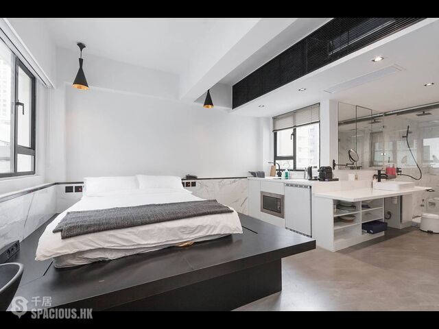 Soho - 17, Staunton Street 01
