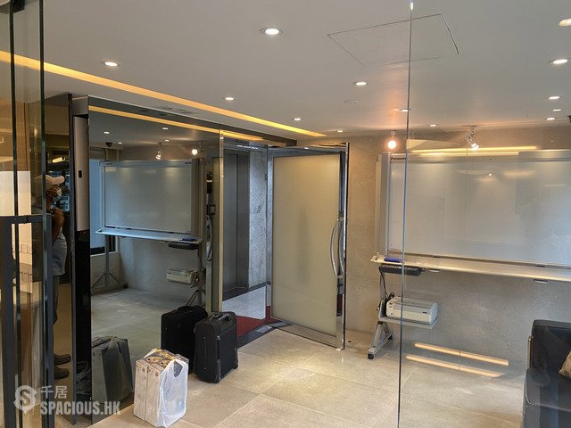 Central - Winbase Centre 01