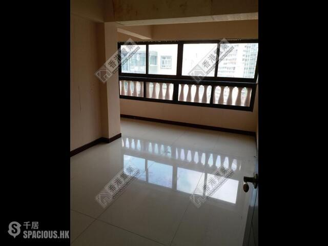 Ho Man Tin - Lung Man Building 01