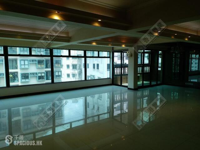Ho Man Tin - Lung Man Building 01