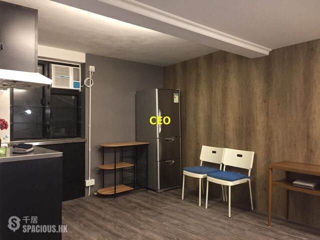 Central - 10, Staveley Street 01