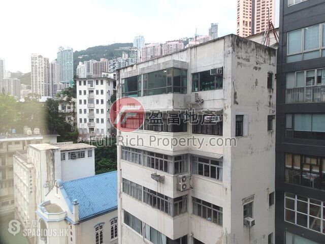Central - Tung Yiu Commercial Building 01