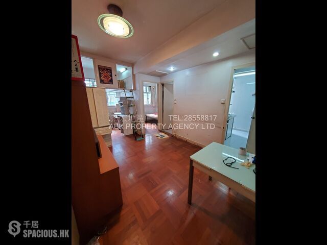 Tai Wai - Hong Lok Building (House) 01