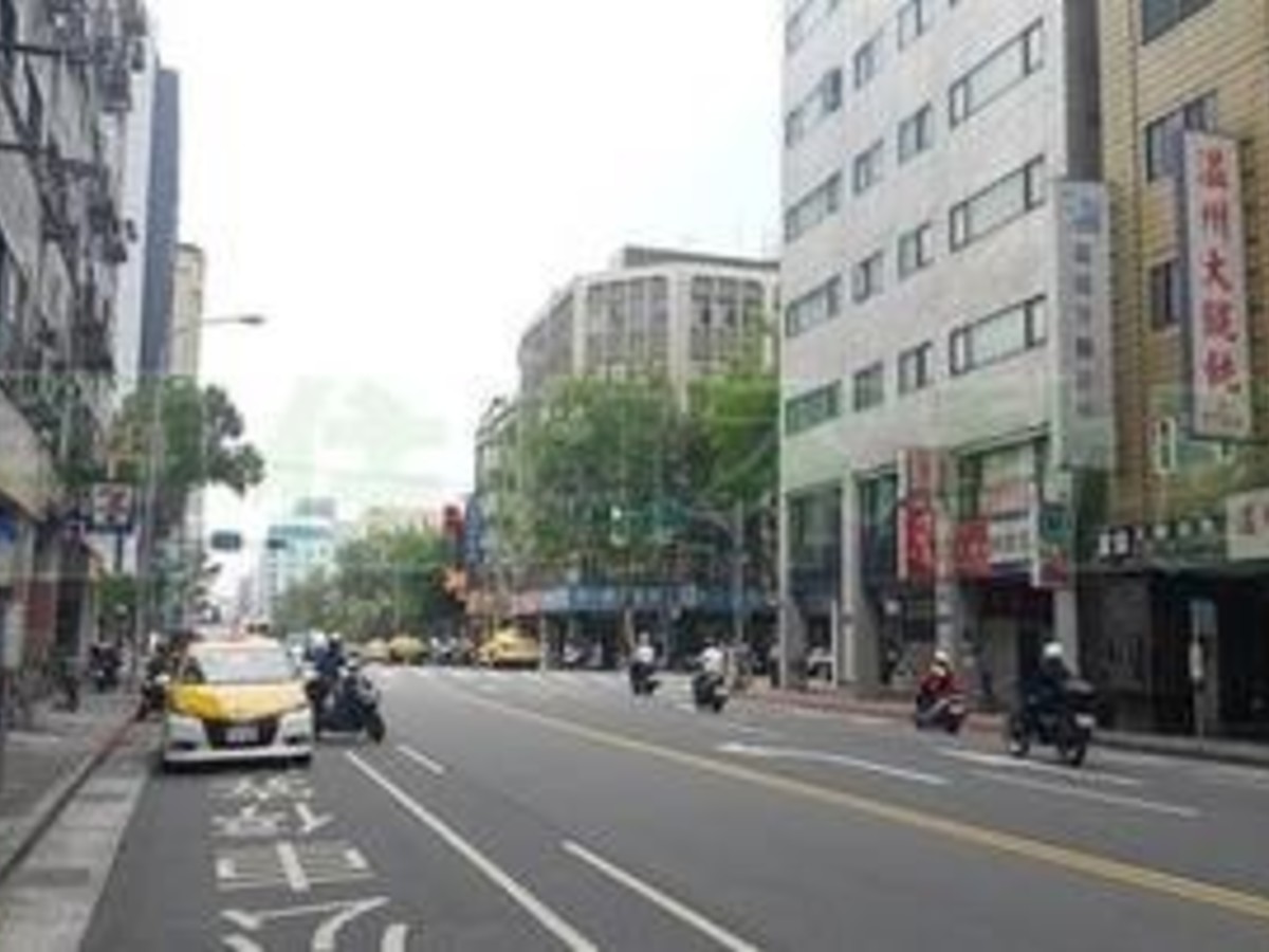 Zhongshan - Section 2, Chang'an East Road, Zhongshan, Taipei 01
