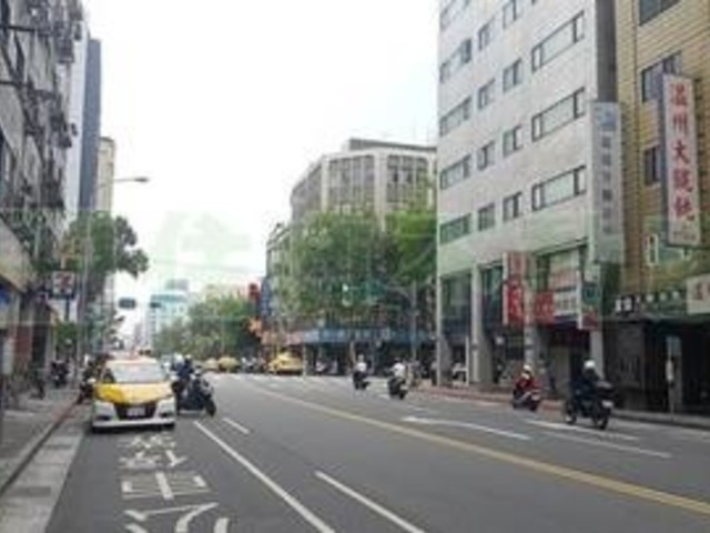 中山区 - 104台湾台北市中山區長安東路二段 01