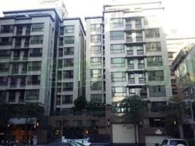Daan - Section 4, Ren'ai Rd, Da’an District, Taipei City, Taiwan 01