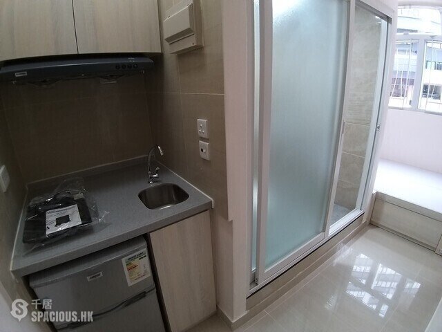 Prince Edward - 709, Shanghai Street 01
