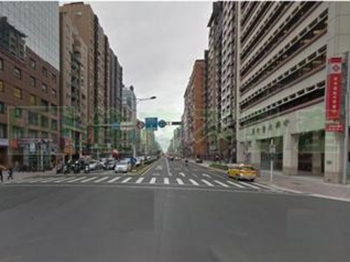 松山区 - 105台湾台北市松山區南京東路五段 01