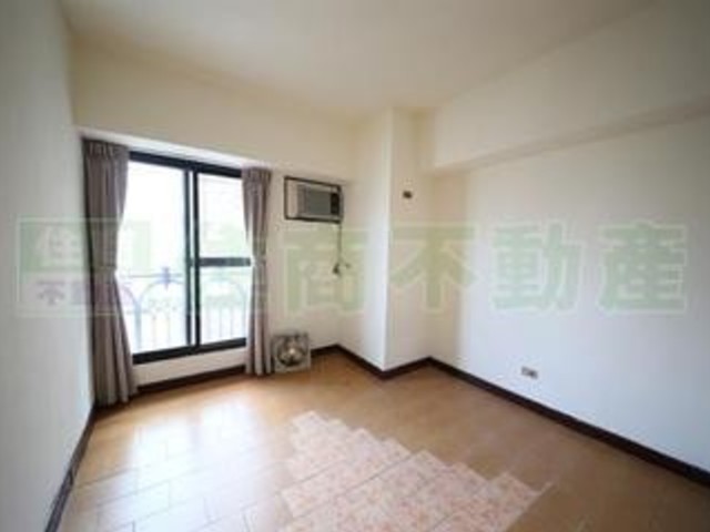 Daan - Section 1, Jianguo S Rd, Da’an District, Taipei City, Taiwan 106 01