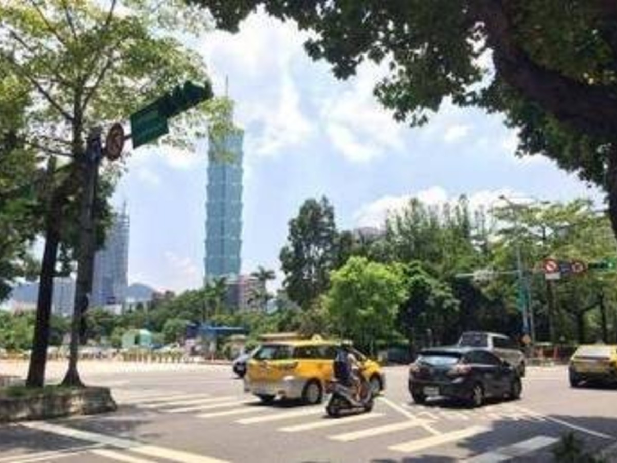 大安區 - 台灣台北市大安區光復南路 01