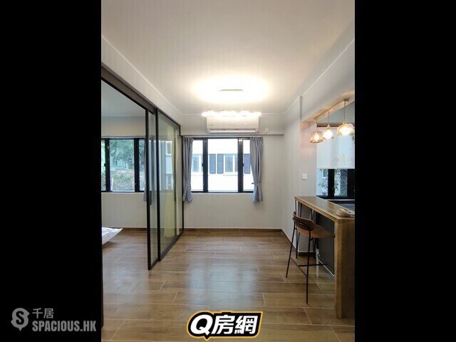 Mid Levels Central - Po Fat Building 01