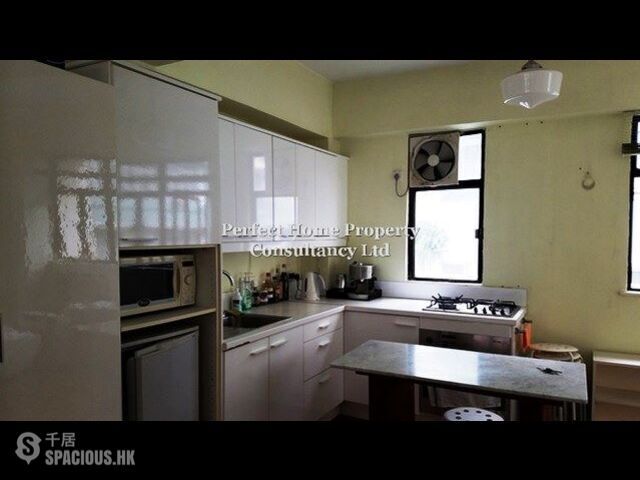 Tai Hang - 9-11, Shepherd Street 01