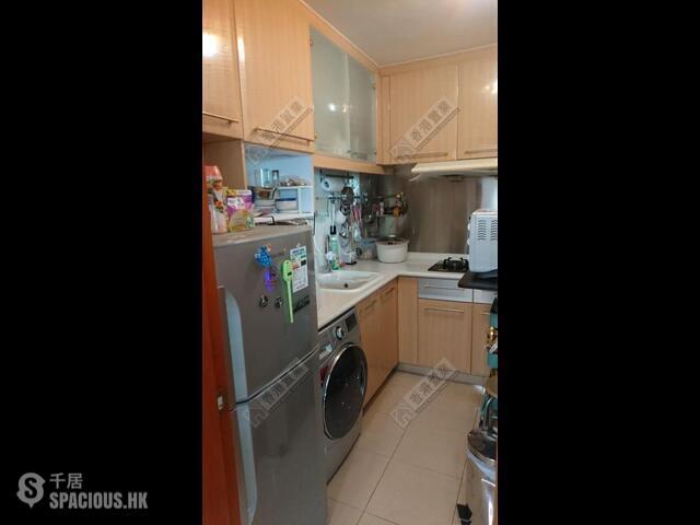 Yuen Long - Villa By The Park 01