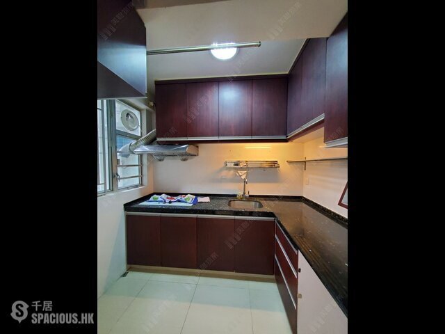 Tai Wai - Manlai Court 01
