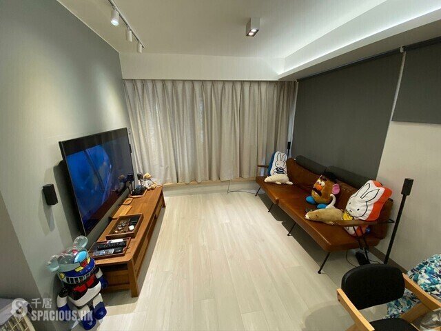 Tuen Mun - Eldo Court 01